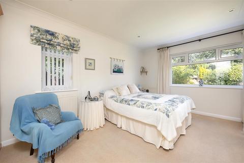 9 Fulney Close, Trowbridge, BA14 7LF