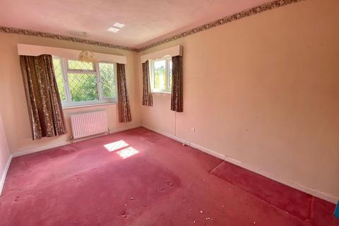 241 Blakelow Road, Macclesfield, SK11 7EH