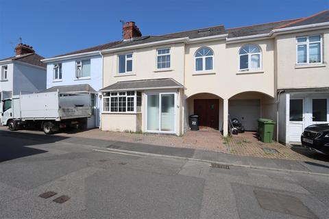 4 bedroom house to rent, Manor Park Road, St Helier JE2