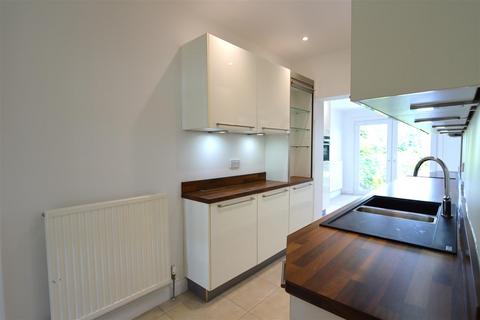 4 bedroom house to rent, Manor Park Road, St Helier JE2