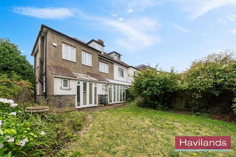 4 bedroom semi-detached house for sale, London Road, Enfield