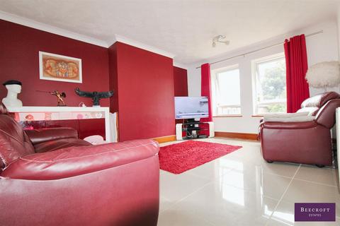 13 Calder Crescent, Barnsley, S70 3JF