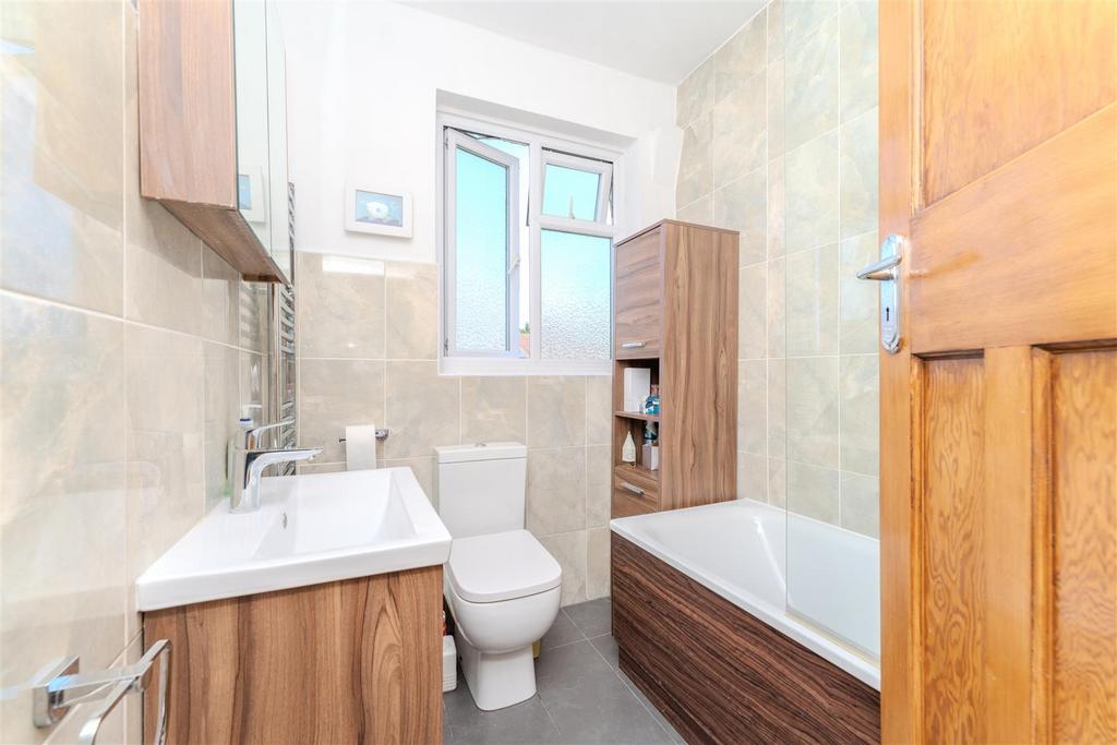 15 Blackmore bath.jpg