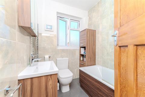 15 Blackmore Avenue, Southall, UB1 3ES