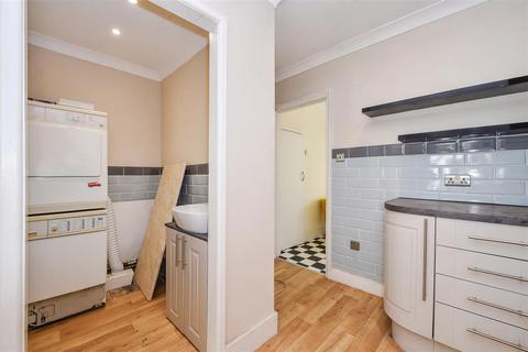 2 bedroom terraced house for sale, Winchester Road, Whitchurch