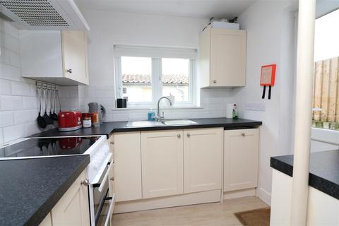 2 bedroom terraced house to rent, Cottage Row, Sandwich