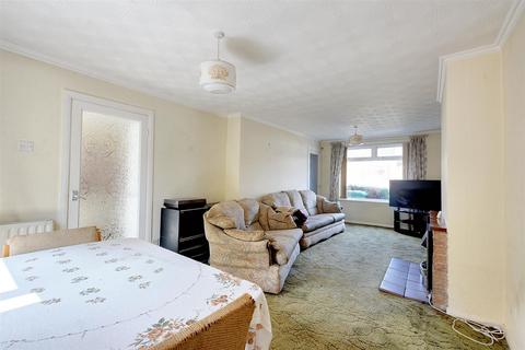 3 bedroom terraced house for sale, Beckhampton Road, Nottingham