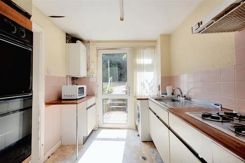 3 bedroom terraced house for sale, Beckhampton Road, Nottingham