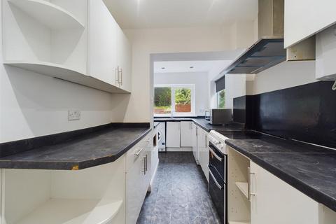 4 bedroom end of terrace house for sale, Bevendean Crescent, Brighton