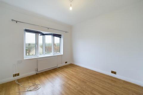 27 Bevendean Crescent, Brighton, BN2 4RB