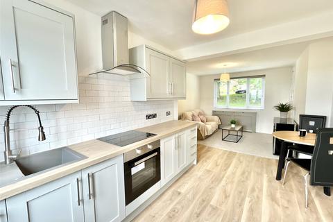 4 Beaufront Gardens, Gateshead, NE8 3PY