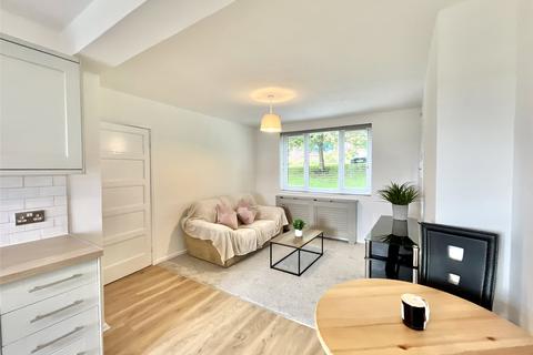 4 Beaufront Gardens, Gateshead, NE8 3PY