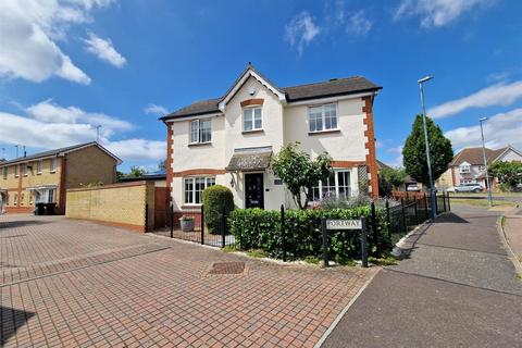 3 bedroom detached house for sale, Eglinton Drive, Chelmsford