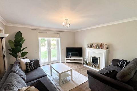 2 bedroom ground floor flat for sale, Wyndley Close, Four Oaks, Sutton Coldfield