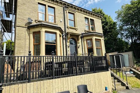 8 bedroom detached house for sale, Thornton Road, Bradford BD13