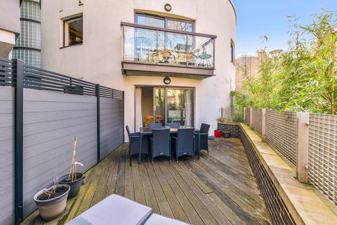 1 bedroom flat to rent, Dolben Court, Montaigne Close, London, SW1P