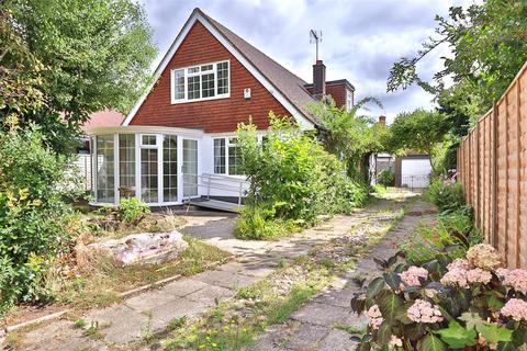 3 bedroom chalet for sale, Burford Close, Worthing