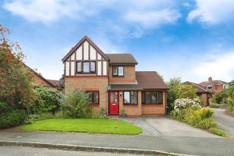 4 bedroom detached house for sale, Mere Bank, Davenham, Northwich