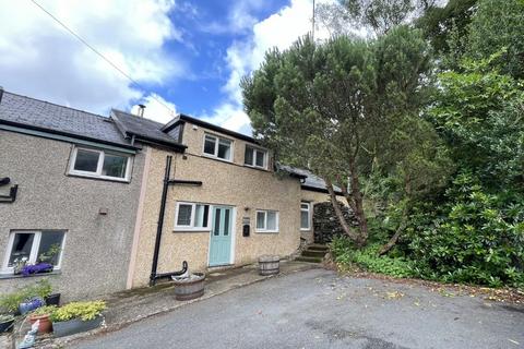 3 bedroom terraced house for sale, Caernarfon Road, Beddgelert