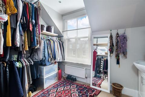 64 Bolingbroke Road, London, W14 0AH