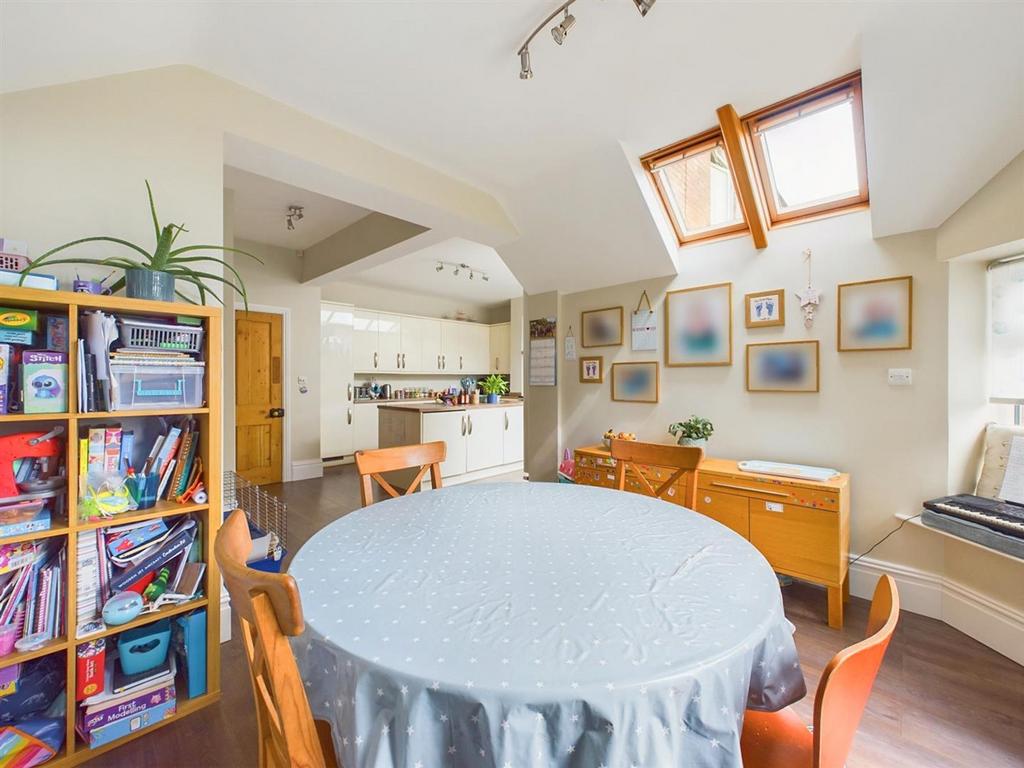 Dining Kitchen