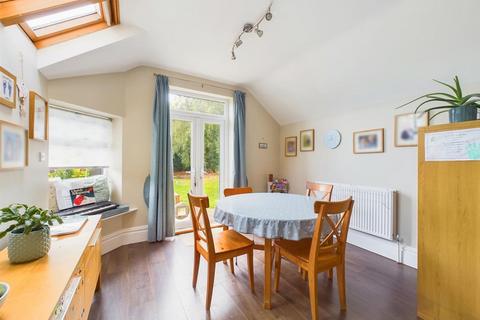 34 Moore Road, Mapperley, Nottingham, NG3 6EF