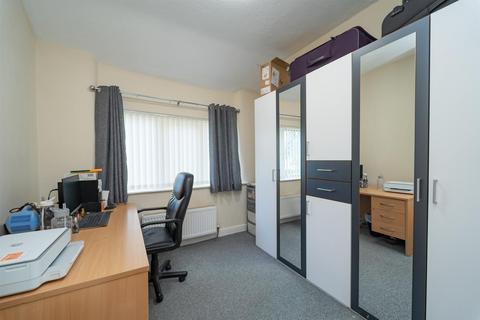 18 Park Drive, Manchester, M16 0AH