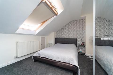 18 Park Drive, Manchester, M16 0AH