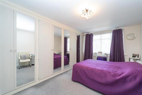 18 Park Drive, Manchester, M16 0AH