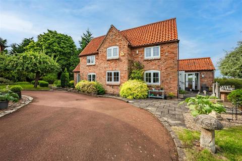 3 bedroom detached house for sale, Hockerton Road, Upton, Newark