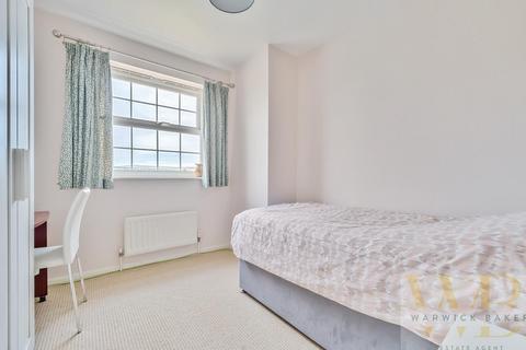 Flat 23, Waters Edge Anchor Close, Shoreham-by-sea, BN43 5BZ