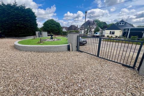 5 bedroom detached house for sale, Ridgeway, West Parley, Ferndown