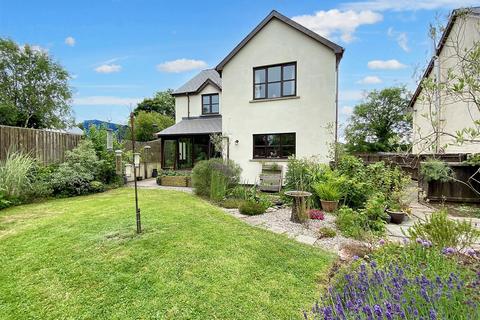 4 bedroom detached house for sale, Ferndale, Sageston, Tenby