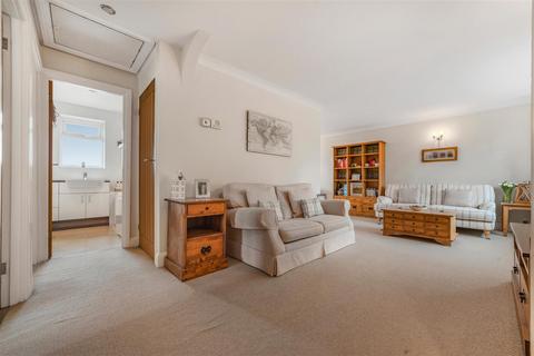 2 bedroom flat for sale, Aberdeen Lodge, Windsor