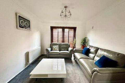 40 Avebury Way, Northampton, NN4 0QD