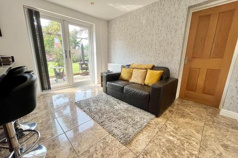 44 Dixon Road, Northampton, NN2 8XE