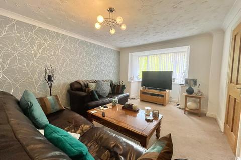 44 Dixon Road, Northampton, NN2 8XE