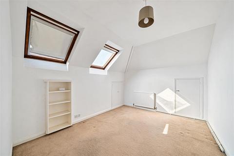 128 Speer Road, Thames Ditton, KT7 0PP