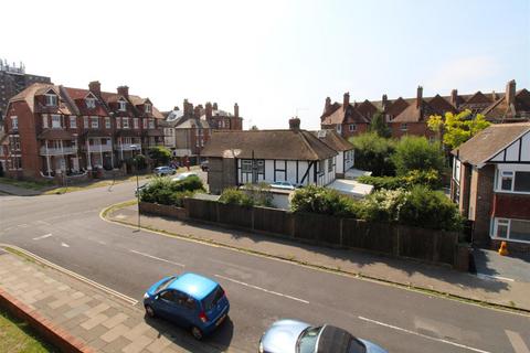 2 bedroom flat for sale, Fitzalan Road, Littlehampton