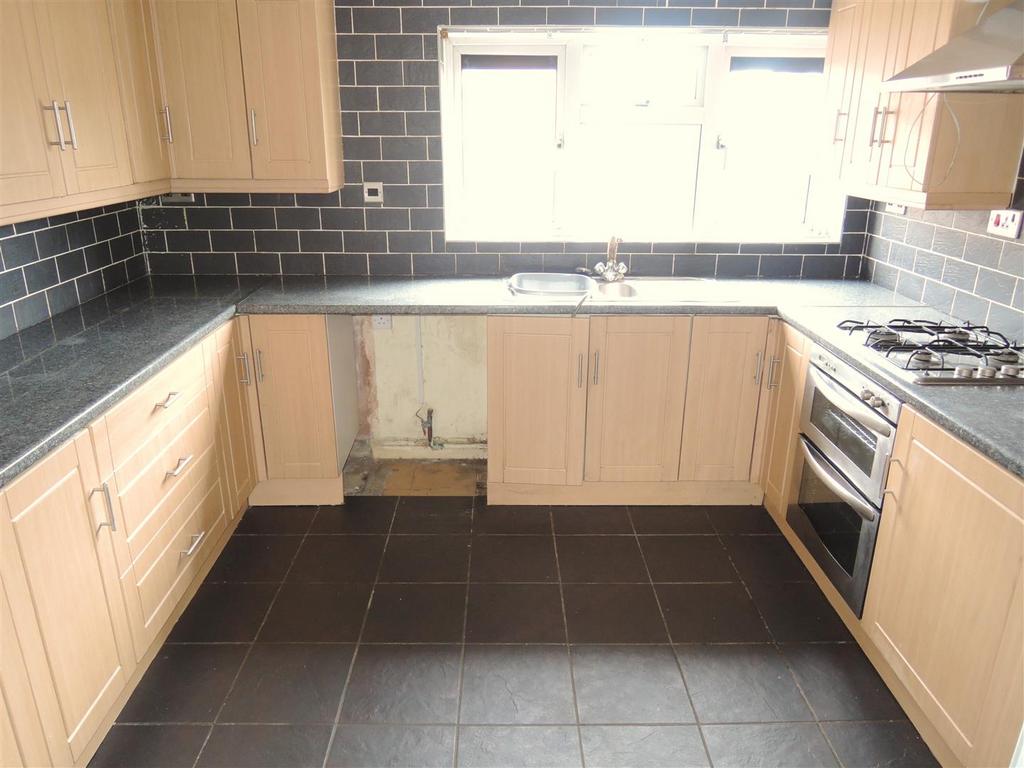 Kitchen: