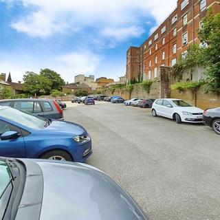 1 bedroom apartment for sale, New Road, Rochester