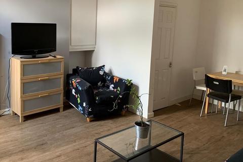 3 bedroom apartment to rent, Ecclesall Road, Sheffield