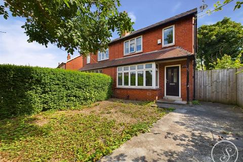 4 bedroom semi-detached house for sale, Stanmore Crescent, Leeds