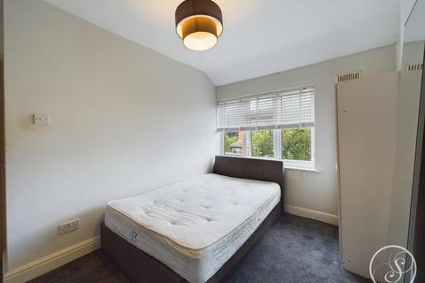 37 Stanmore Crescent, Leeds, LS4 2RY