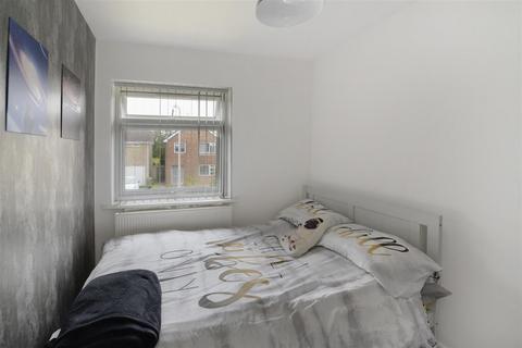 28 Allington Road, Paddock Wood, Tonbridge, TN12 6AN