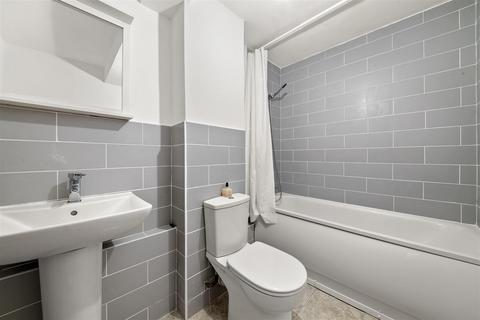 1, The Gables, 290 Heston Road, Hounslow, TW5 0RP