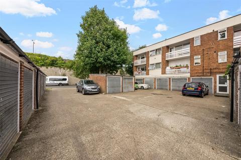 1, The Gables, 290 Heston Road, Hounslow, TW5 0RP