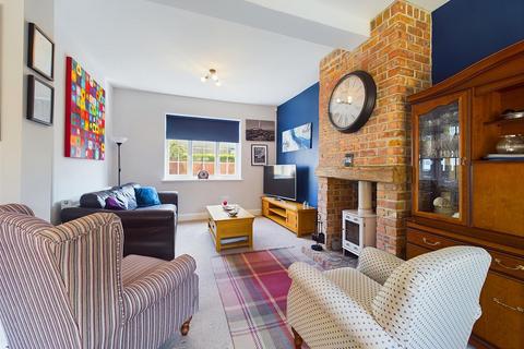 2 bedroom semi-detached house for sale, West Avenue, Whitley Bay