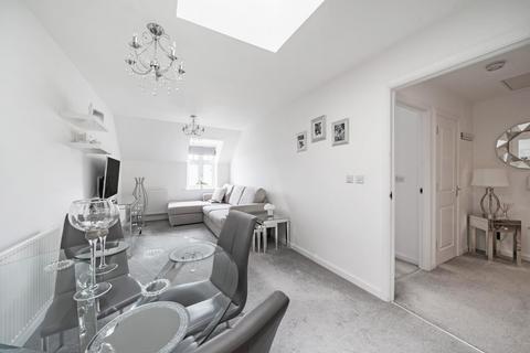 1 bedroom flat for sale, Mackintosh Street, Bromley