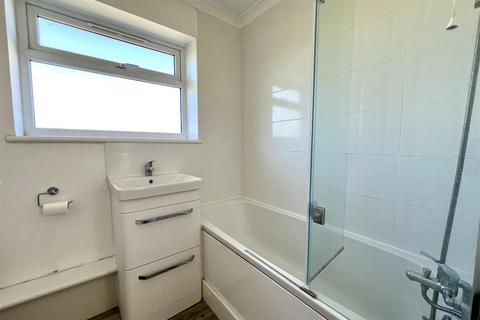 43 Dockfield Avenue, Harwich, CO12 4LF